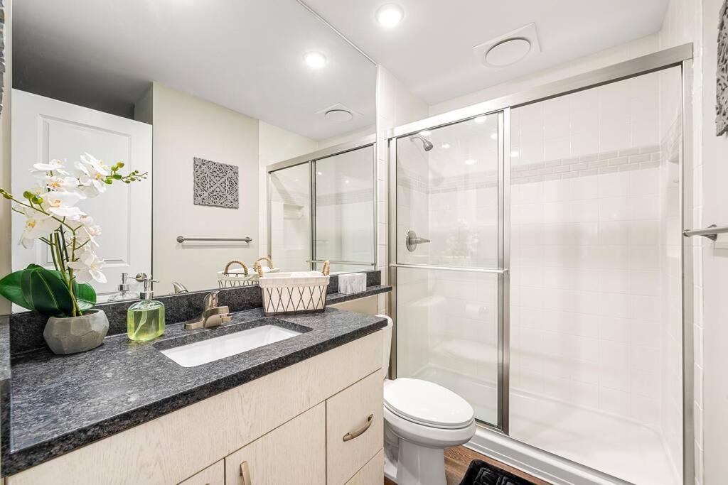 High-End On A Budget At Truist Park Atlanta Exterior foto